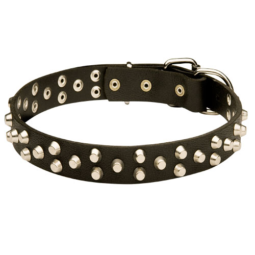 3連コニカル・スタッズ付き犬用首輪
