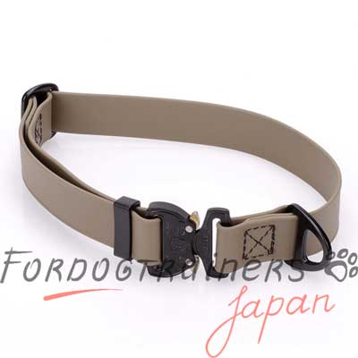 犬　首輪　カーキー色のバイオタン製　2.5cm 便利なバックル付き